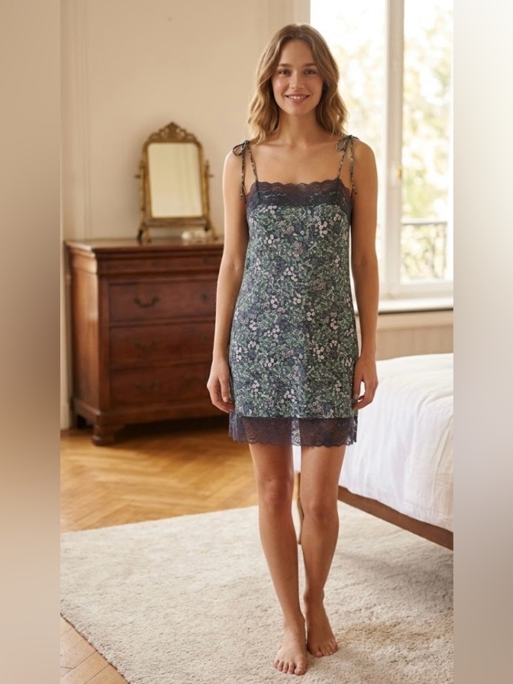 aerie Floral Lace-Trim Chemise in Green with Dark Lace 100% viscose size S